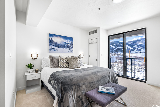 Bedroom w/view