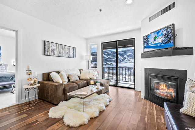 Living Room and Deck