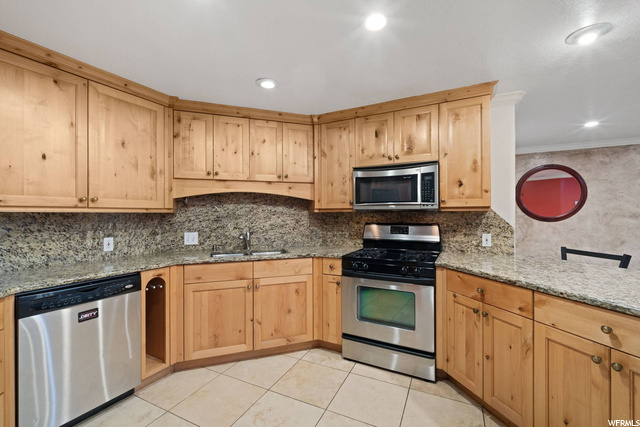 Apartment Kitchen