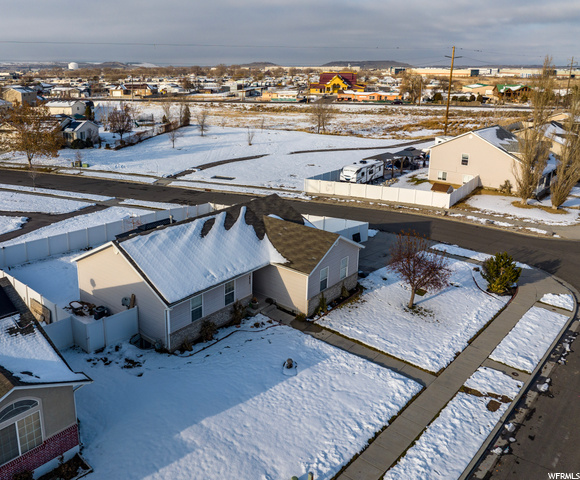 2922 S DOVETAIL DR, West Valley City UT 84128