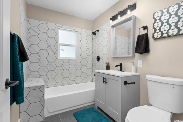 Upstairs Bathroom