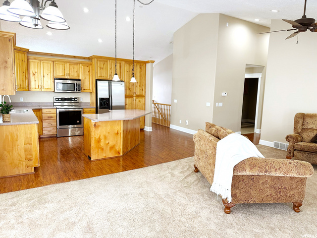 Main Floor Kitchen & Great Room