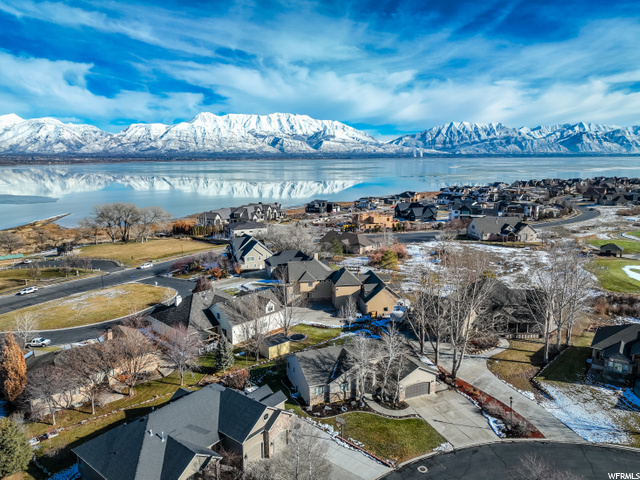 Neighborhood Views