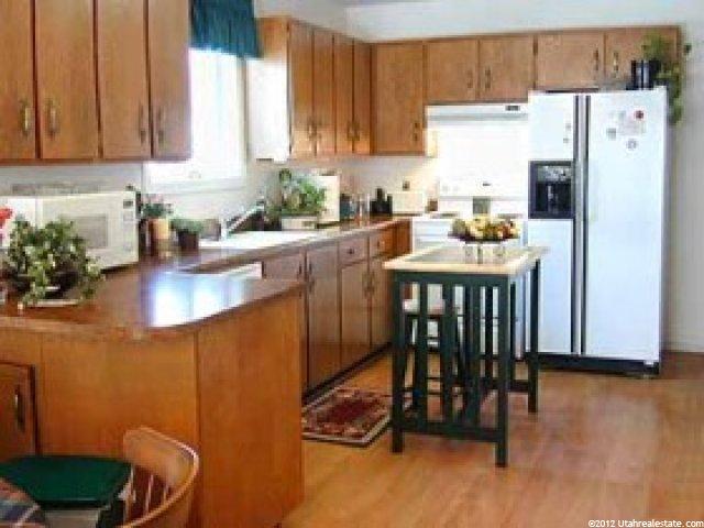 654 Angie Cir, Midvale, UT 84047 — photo 4