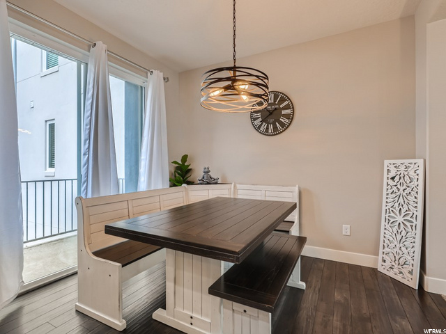 2nd floor dining room
