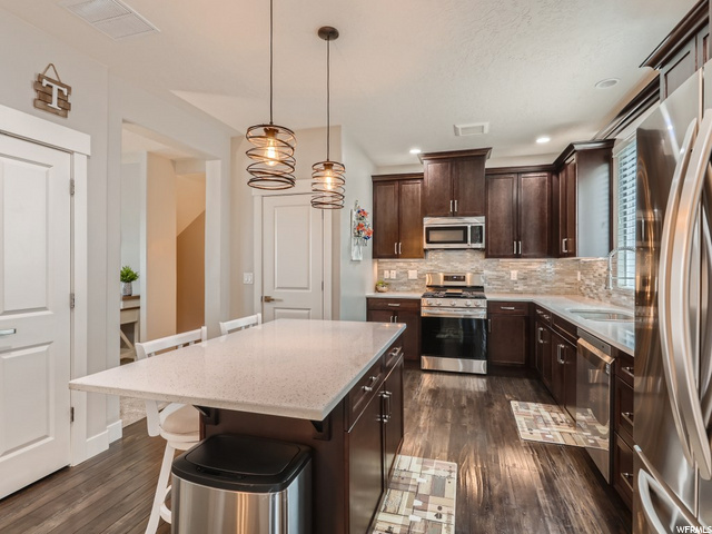 2nd floor kitchen