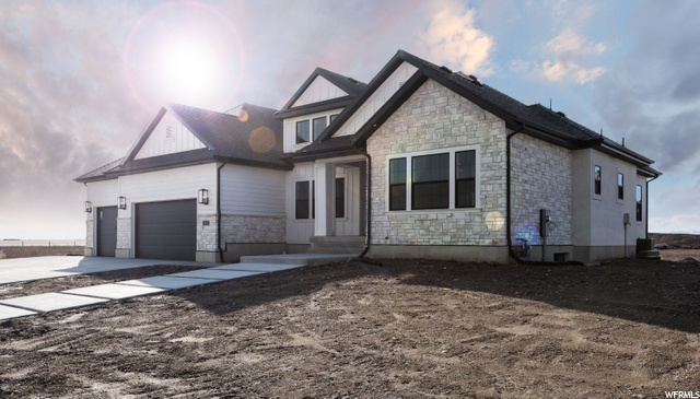 Photo 3 for Listing #1859158