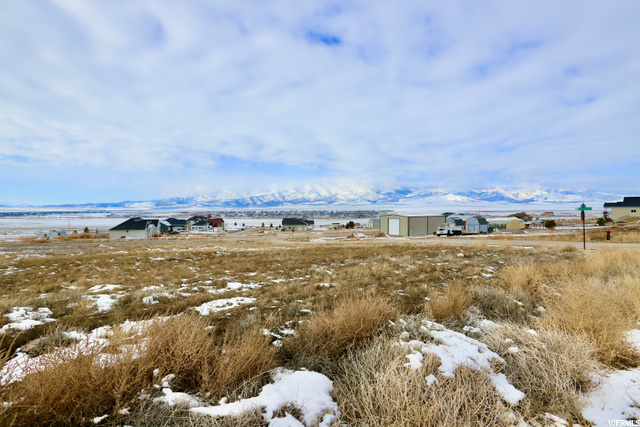 Beautiful lot with amazing views, perfect for a walkout basement!  Corner lot on a cul-de-sac with full animal rights and NO HOA.  Bring your own builder or use our custom builder to build the home of your dreams.