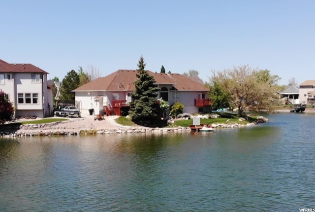 201 LAKEVIEW DR, Stansbury Park, UT 84074