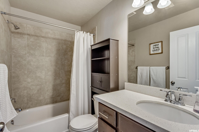 Upstairs Bathroom