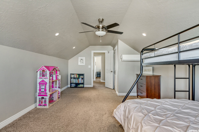 Upstairs Bedroom #2