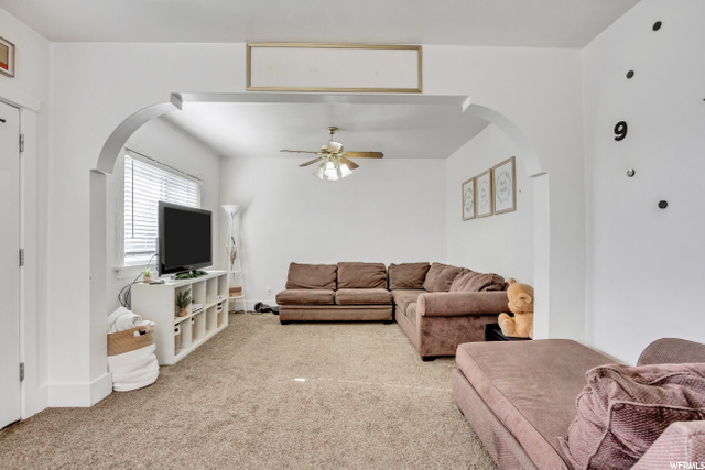 Living room 3
