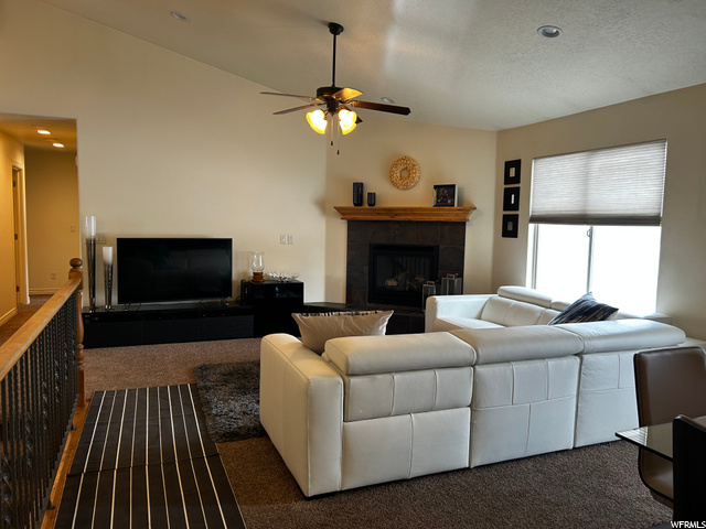 UPSTAIRS FAMILY ROOM