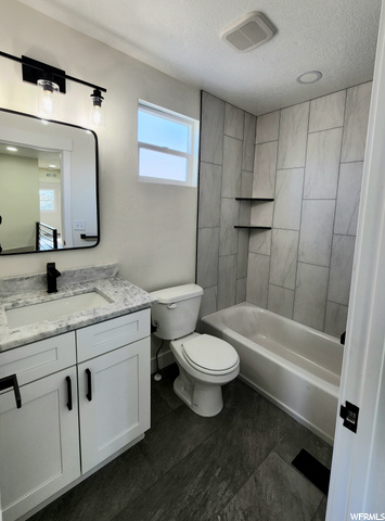 Upstairs Bath