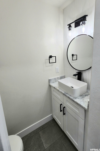 Hallway Half Bath