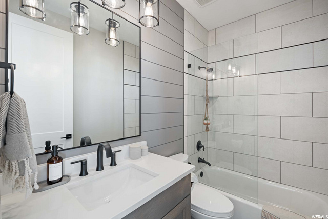 Upstairs bathroom