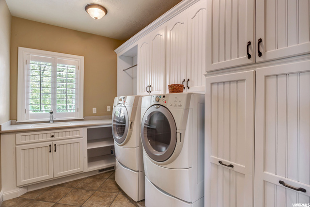 Main Floor Laundry Room