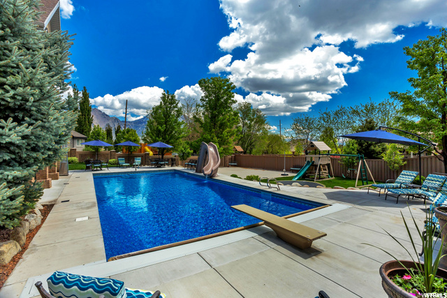 10 Ft. Deep Pool