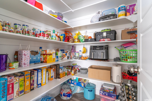 Walk-in pantry