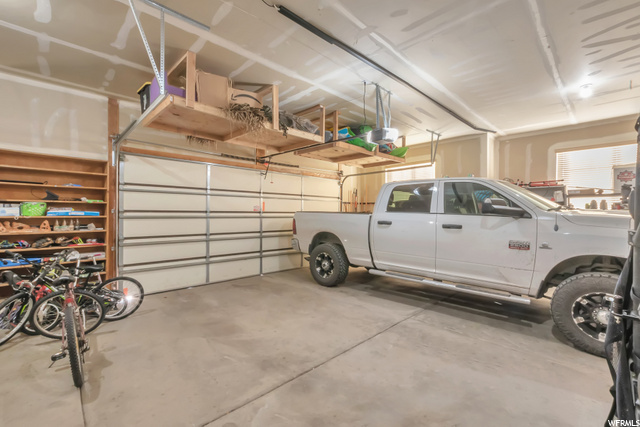 Oversized garage