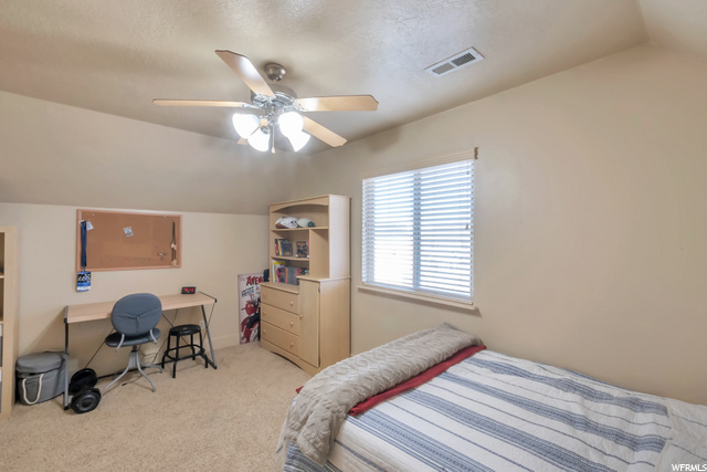 Upstairs bedroom 2