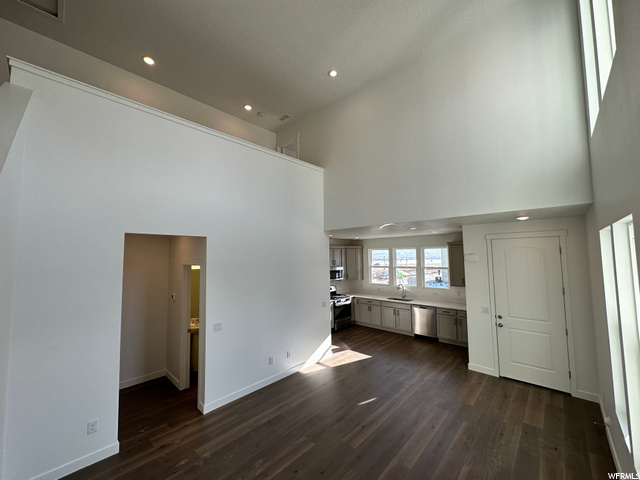 Tall Vaulted Living Room