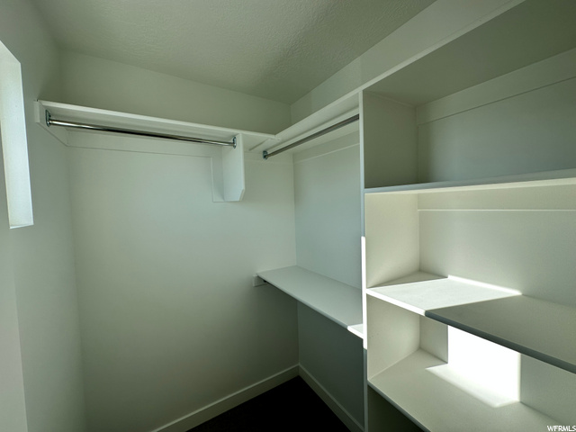 Owners Walk In Closet