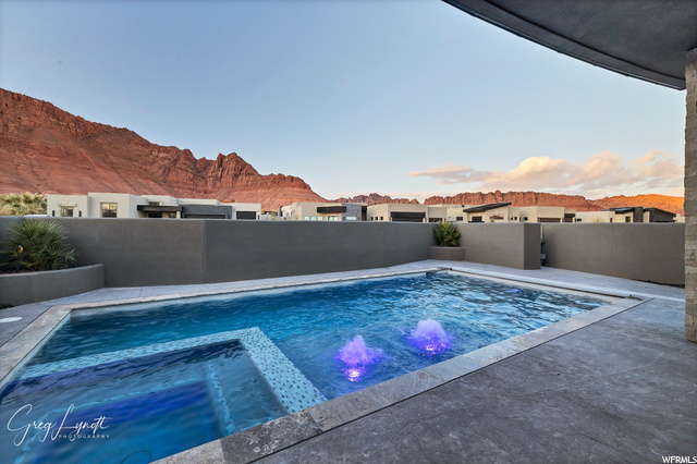 Pool and view to the north and east