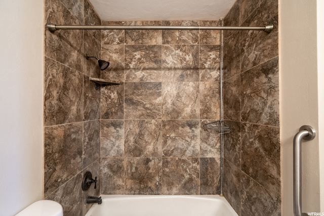 Upstairs main house hallway bathroom
