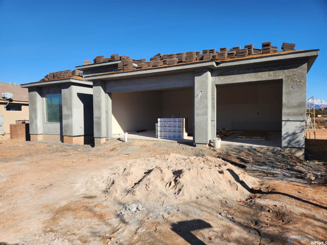 836 LAS COLINAS DR