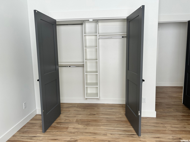 Spacious Bedroom Closets