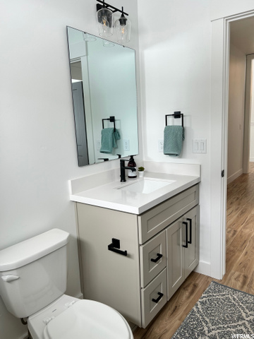 Main Bath 2