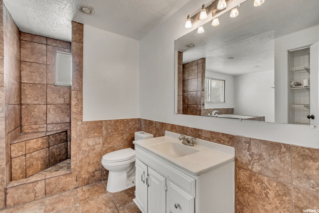 upstairs bathroom