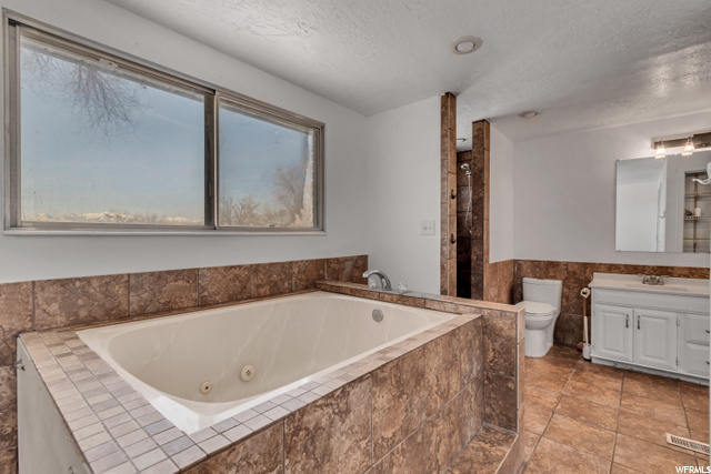 upstairs bathroom