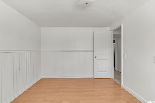 downstairs bedroom 2