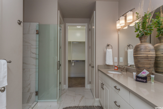 Owner's Suite - Main Level