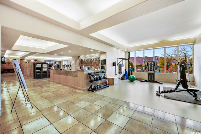 Entrada workout facility
