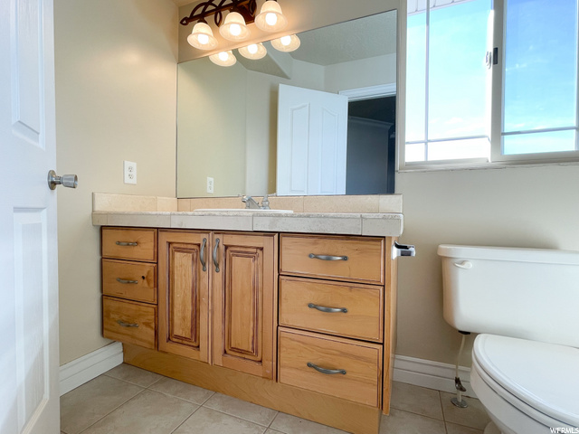 Upstairs Bathroom