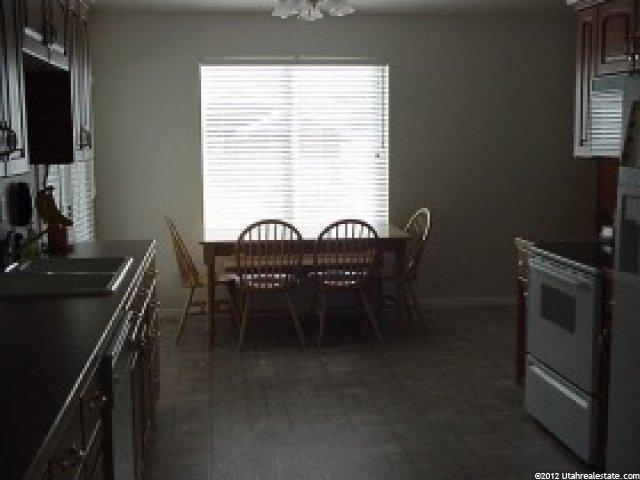 1806 N 2150 E, Layton, UT 84040 — photo 7