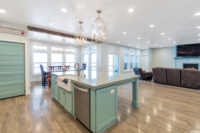 Kitchen -main floor