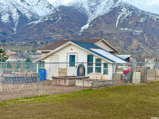 Hen house