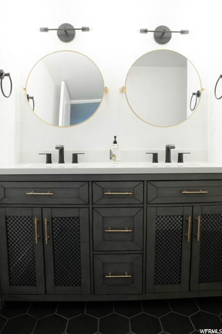 Double sink