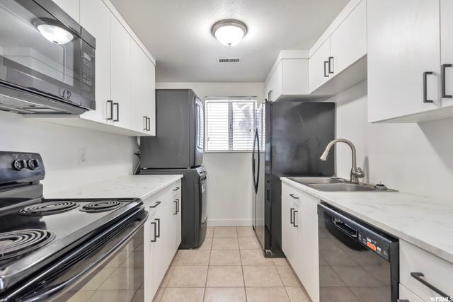 Unit 2090 - Kitchen