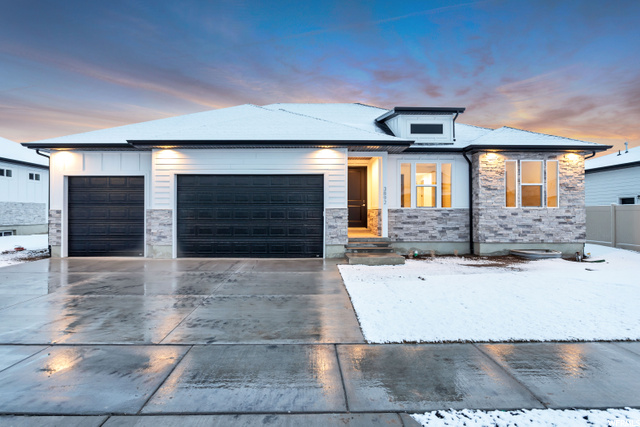 3892 S TREASURE ISLE RD #222, West Valley City UT 84119