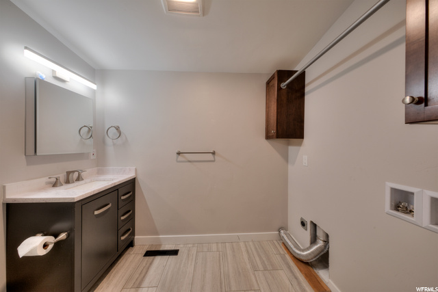 Main Bath