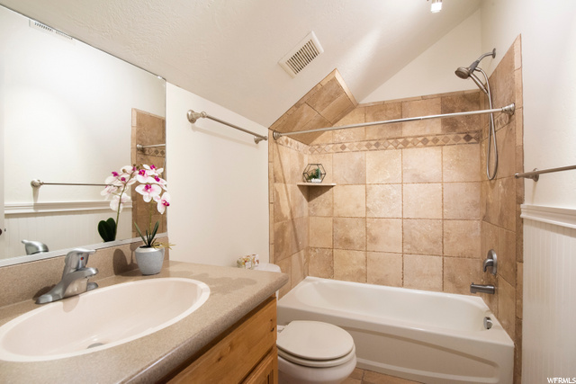 Second Story Full Bath