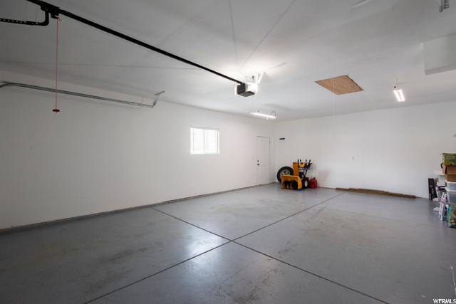 Garage 2