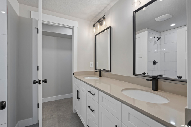 Masterbath 2221
