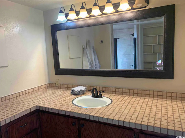 Downstairs Bathroom