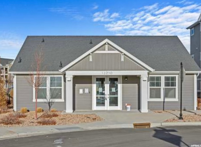 Horizon private clubhouse